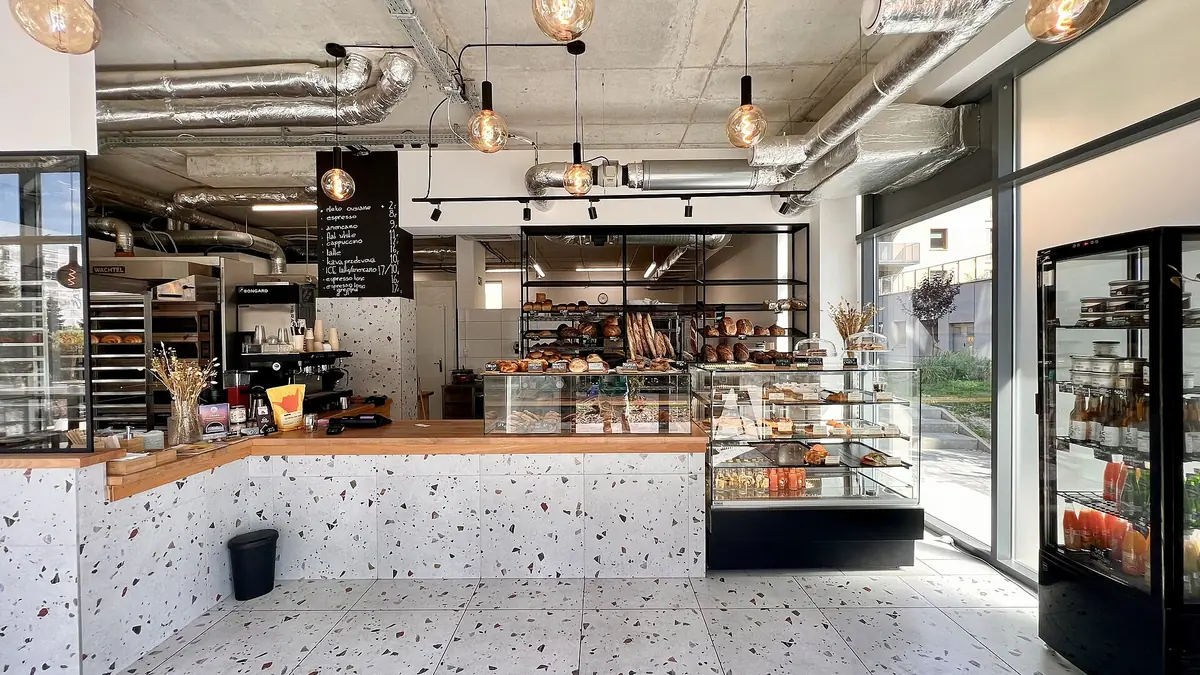 Dawsons – bakery in Hindley town centre